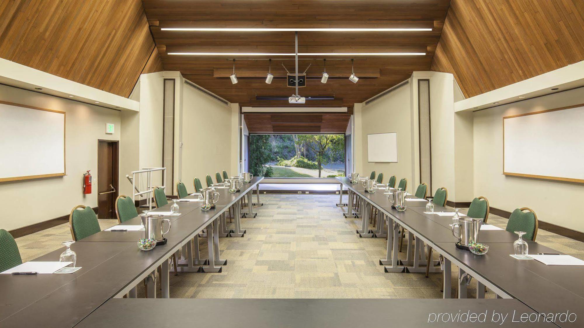Talaris Conference Center Hotel ซีแอตเทิล ภายนอก รูปภาพ
